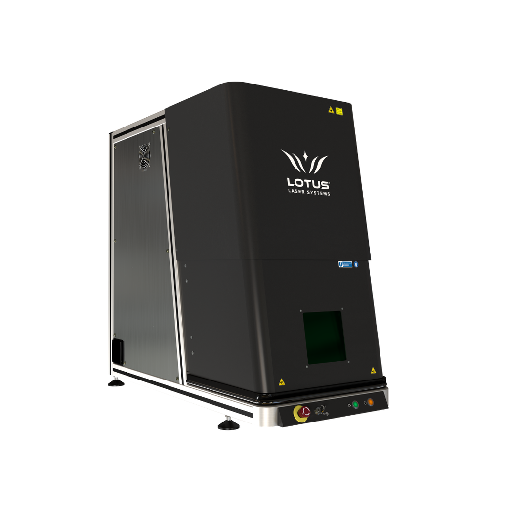 Lotus µMeta MOPA-Laser bearbeitet Werkstücke im 300 x 300 mm Arbeitsbereich mit zuverlässiger Präzision für professionelle Kennzeichnung.