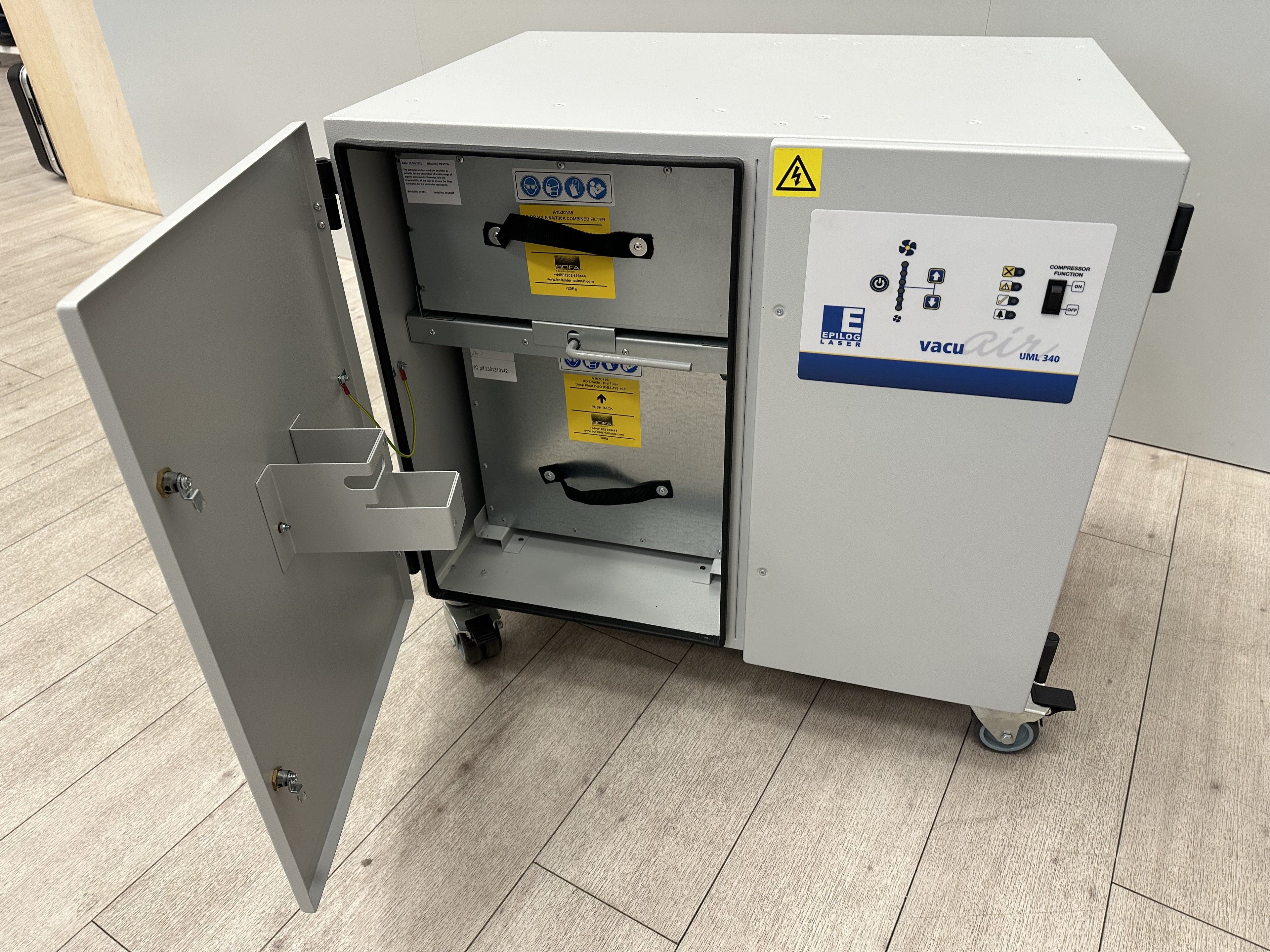 VACUAIR UML 340 Absauganlage