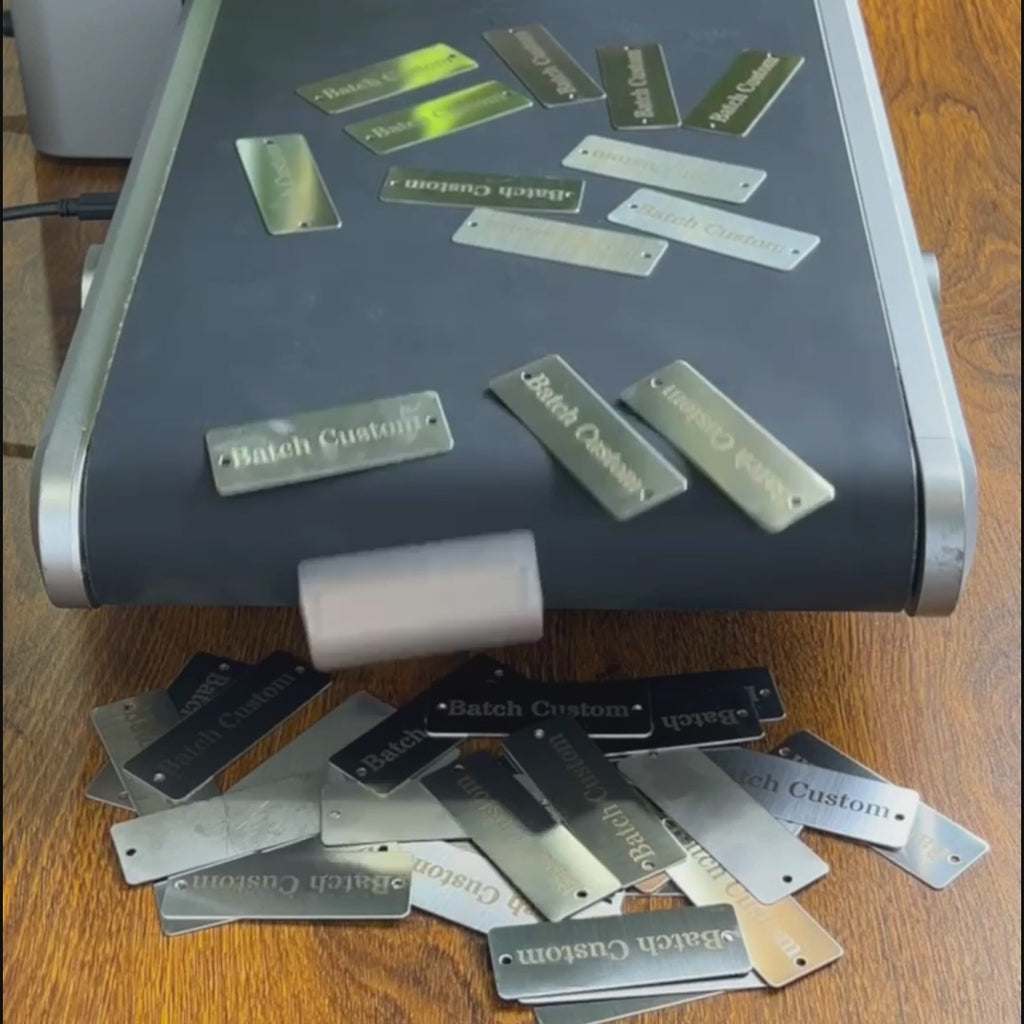 xTool F1 Ultra 20W Faser- und Diodenlasergravierer